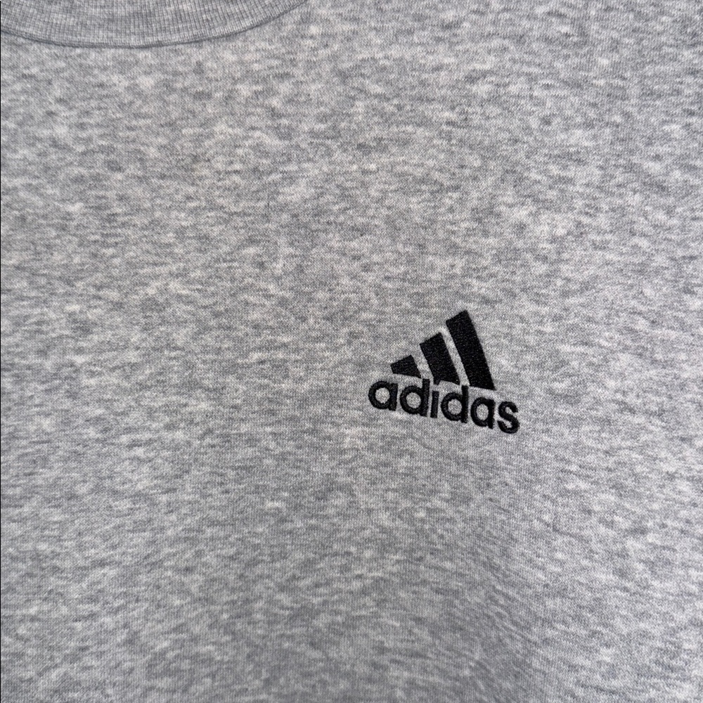Adidasmedium Gray Heather Essentials Crewneck Cla… - image 7